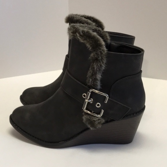 Rampage Buckle & Fur Trim Wedge Boot - Picture 6 of 8
